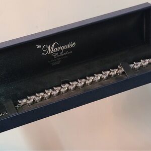 ⭐️NWT Vintage Marquise Cut Cubic Zirconia Rhodium Plated Bracelet.
